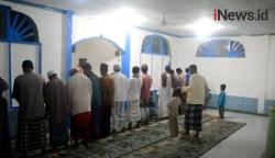 Video Suasana Tarawih para Korban Banjir Bandang di Malaka NTT