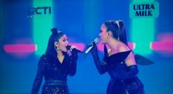 Marion Jola Puji Rimar di Panggung Grand Final Indonesian Idol Special Season: Very International