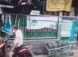 Video Viral Gadis Cantik Nekat Curi Tabung Gas di Bandung