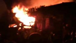 Kebakaran Terjang Permukiman di Sukabumi, Warga Histeris dan Takbir<