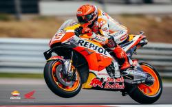Kenapa Baju Para Pebalap MotoGP Ada Punuk di Punggung? Ternyata Punya Fungsi seperti Unta