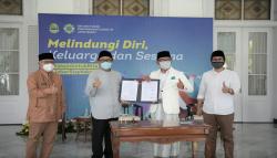 Ridwan Kamil Teken Kesepakatan Kerja Sama Pengembangan Apartemen Ayam<