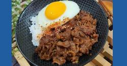 Ide Masak Menu Restoran di Rumah, Yuk Cicipi Hidangan Beef dari Laekker Box Chef Axhiang