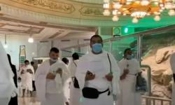Video Viral Jemaah Umrah Virtual akibat Larangan Masuk ke Arab Saudi