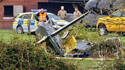 Pesawat Tempur Jatuh saat Pendaratan Darurat, Pilot Selamat