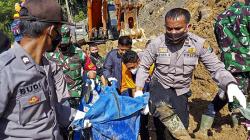 Longsor di Tapsel, BNPB: Pencarian Terus Dilakukan sampai Seluruh Korban Ditemukan<