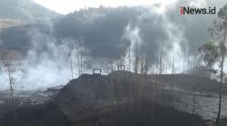 Video Erupsi Kawah Sileri Dieng Semburkan Batu dan Lumpur