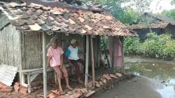 Kisah Pilu Nenek Renta di Pemalang Tinggal di Gubuk Dekat Pantai 