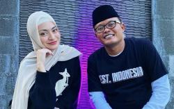 Begini Cara Sule Beri Perhatian ke Nathalie Holscher yang Sedang Hamil   