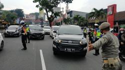 Hari Pertama Larangan Mudik di Jabar, 17.000 Kendaraan Diperiksa, 5.000 Diputar Balik<