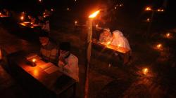 Santri Boyolali Mengaji Malam Selikuran