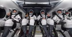 SpaceX Bawa Pulang 4 Astronot Crew-1 ke Bumi