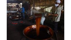 Pembuatan Dodol Betawi Jelang Idul Fitri Meningkat