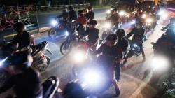Jalur Pantura Selasa Dini Hari Mulai Dipadati Pemudik Menggunakan Motor<