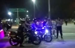 Video Petugas Cek Pos Penyekatan di Pelabuhan Merak