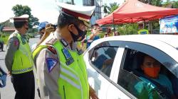 Ratusan Mobil Pemudik Diputar Balik Petugas di Perbatasan Jambi-Sumsel<