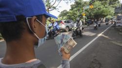 Jasa Penukaran Uang Baru Jelang Idul Fitri di Sawangan