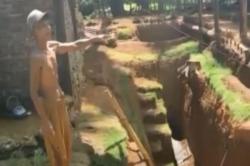 Video Kakek di Bone Bangun Rumah Bawah Tanah 