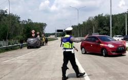 Ada 33.768 Orang Tinggalkan Jabodetabek pada Hari Pertama Larangan Mudik<