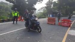 800 Kendaraan Dihalau Petugas di Jalur Gentong Tasikmalaya<
