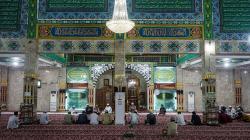 Potret Umat Muslim Baca Alquran dan Doa Lailatul Qadar pada Bulan Ramadan