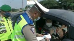 Hari Ketiga Larangan Mudik, Pemudik Nekat Diputar Balik di Jalur Pantura Subang<
