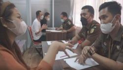 Cerdik, Begini Modus Kacab Cantik Bank Mega Bobol Deposito Nasabah Rp62 Miliar