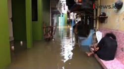 Video Puluhan Rumah Warga di Kebon Pala Jatinegara Terendam Banjir