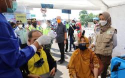 Nekat Mudik Temui Orangtua, Risiko Lansia Meninggal akibat Covid-19 Sudah 19,5 Kali Lipat 