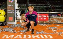 Hajar Matteo Berrettini, Alexander Zverev Juara Madrid Open 2021