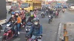 Tak Putus Asa, 3 Kali Diputar Balik, Pemudik Tujuan Tegal Pilih Jalur Tikus<