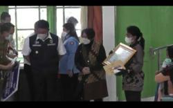 Kunker ke Palembang, Mensos Risma Santuni Keluarga Brimob yang Gugur di Papua<