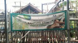 Sasa Bagikan Beragam Bumbu Masak untuk Masyarakat Tidak Mampu di Kampung Tanah Merah