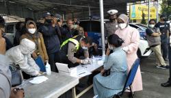 Terjaring di Pos Penyekatan KBB, Pemudik Asal Jakarta dan Sukabumi Positif Covid-19<