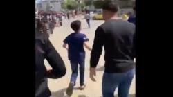 Miris, Ayah Tewas Dibunuh Israel, Bocah Palestina Nangis sambil Lari Iringi Pemakamannya