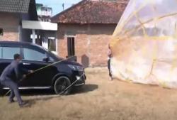 Video Polisi Razia Balon Raksasa di Ponorogo