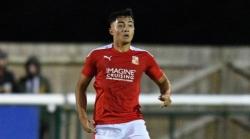 Pemain Keturunan Indonesia Ini Dicoret Klub Swindon Town Melalui Twitter