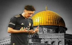 Ini Doa Mesut Ozil untuk Rakyat Palestina yang Digempur Israel <