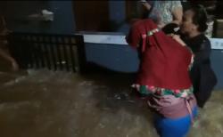 12 Titik di Bogor Dilanda Banjir dan Longsor usai Hujan Deras<