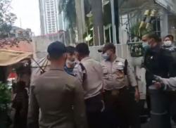Video Petugas dan Pencari Suaka di Jakpus Terlibat Aksi Dorong