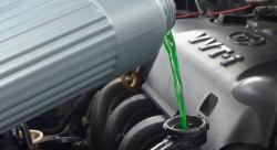 Isi Radiator Bagus Pakai Air Biasa atau Water Coolant? Perhatikan Efeknya