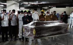 Meninggal akibat Pendarahan, Istri Kadispora Sumut Dimakamkan dengan Protokol Covid-19