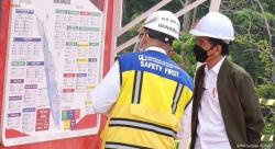 Jokowi Dorong Pembangunan Ruas Tol Pekanbaru-Padang Dipercepat 