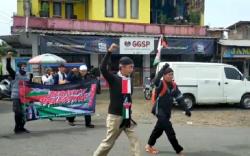 Aksi Bela Palestina, Umat Islam Tasikmalaya Long March 25 Km ke Kawah Galunggung<
