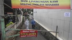 Suasana Permukiman di Cilangkap Lockdown akibat Klaster Halalbihalal