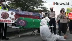 Video Pocong Korban Covid-19 Gentayangan Siang Bolong di Jembatan Suramadu