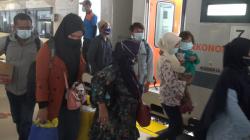 Arus Balik Pekan Kedua, Ratusan Penumpang KA Padati Stasiun Tegal