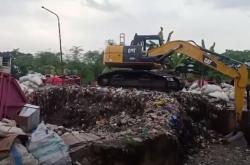 Video Banjir Sampah di Kabupaten Bandung Tak Tertangani