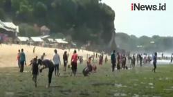 Video Puluhan Wisatawan Pantai Selatan Gunungkidul Tersengat Ubur-Ubur