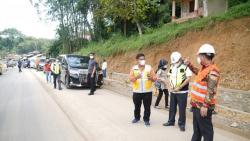 Plt Gubernur Sulsel Canangkan Pembangunan Ruas Jalan hingga Perbatasan Sulbar